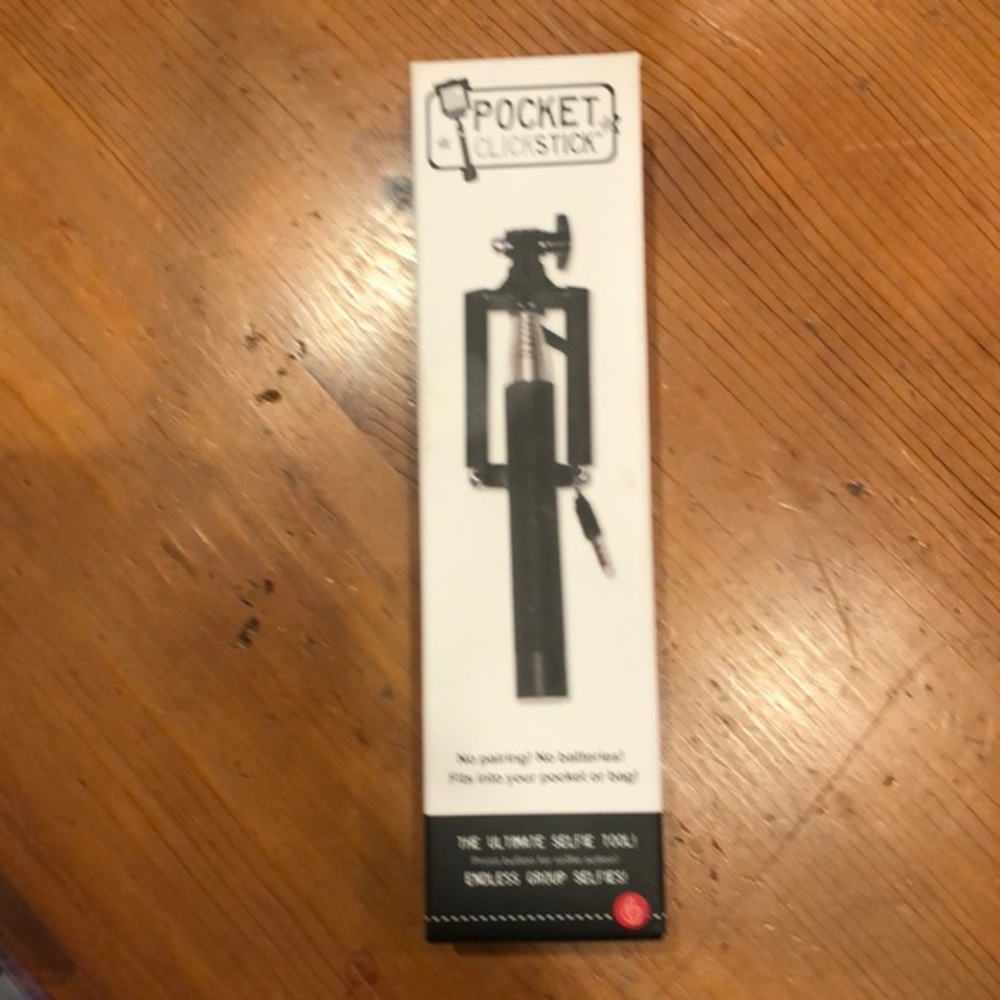Pocket Click Stick. The Ultimate Selfie Tool.